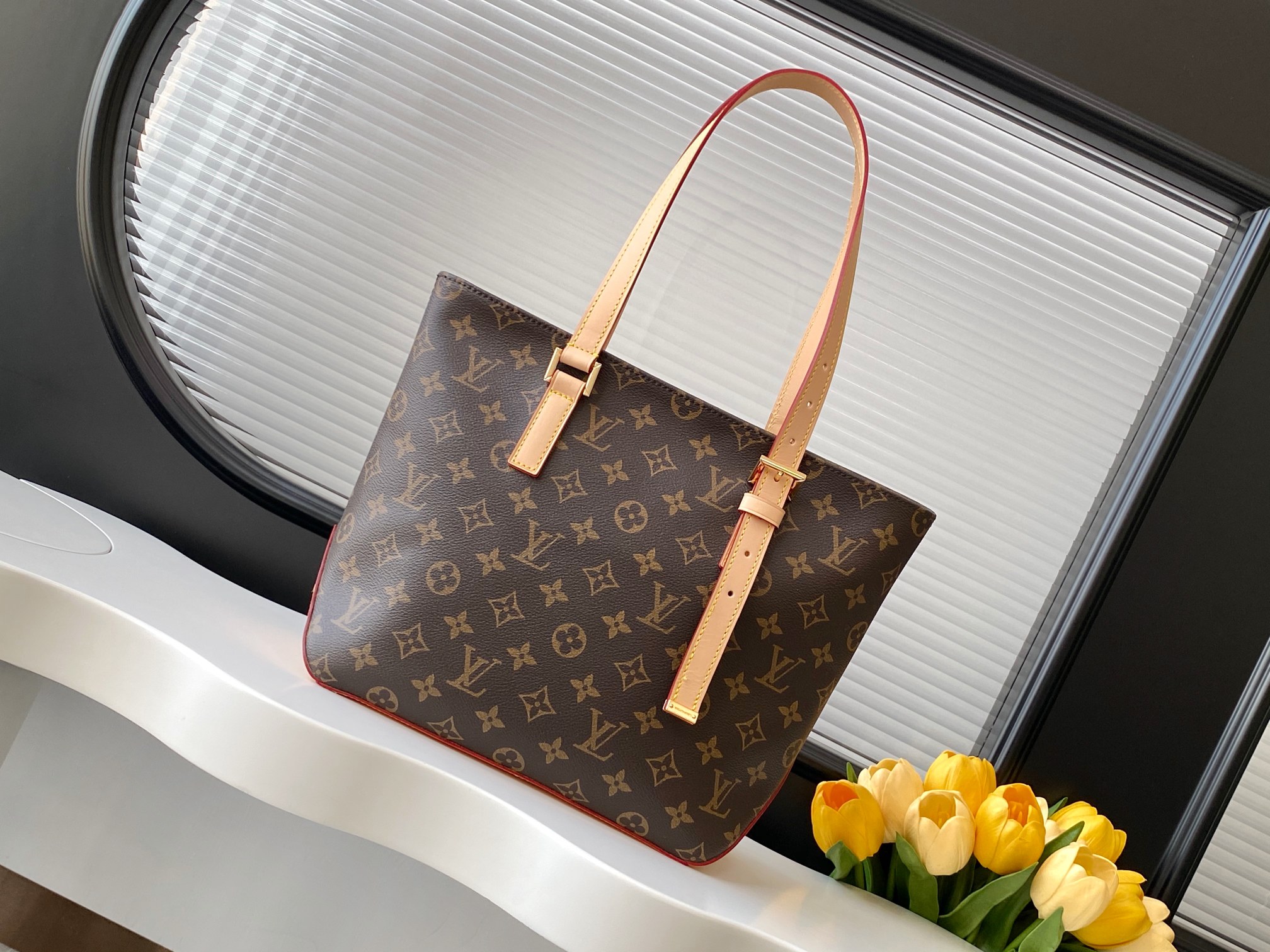 Piano Handbags Monogram M12095