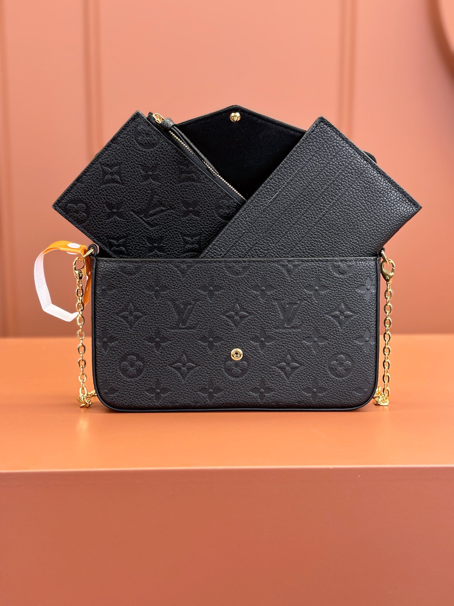 Pochette Félicie Monogram Empreinte Leather Black M82477