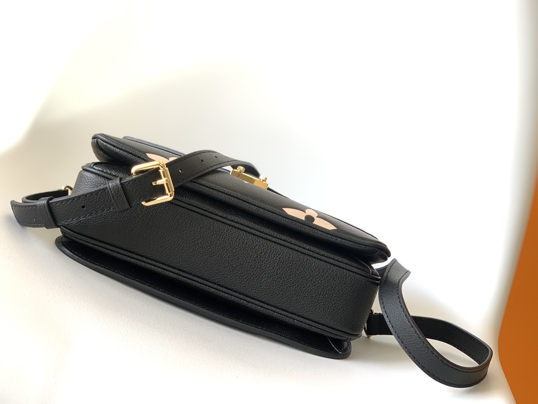Pochette Métis Bicolor Monogram Empreinte Leather Bag Black/Beige M45773