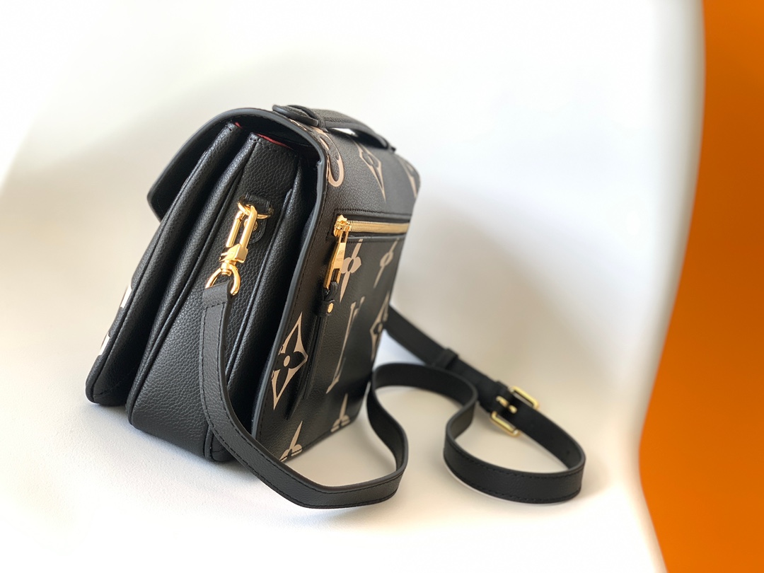 Pochette Métis Bicolor Monogram Empreinte Leather Bag Black/Beige M45773