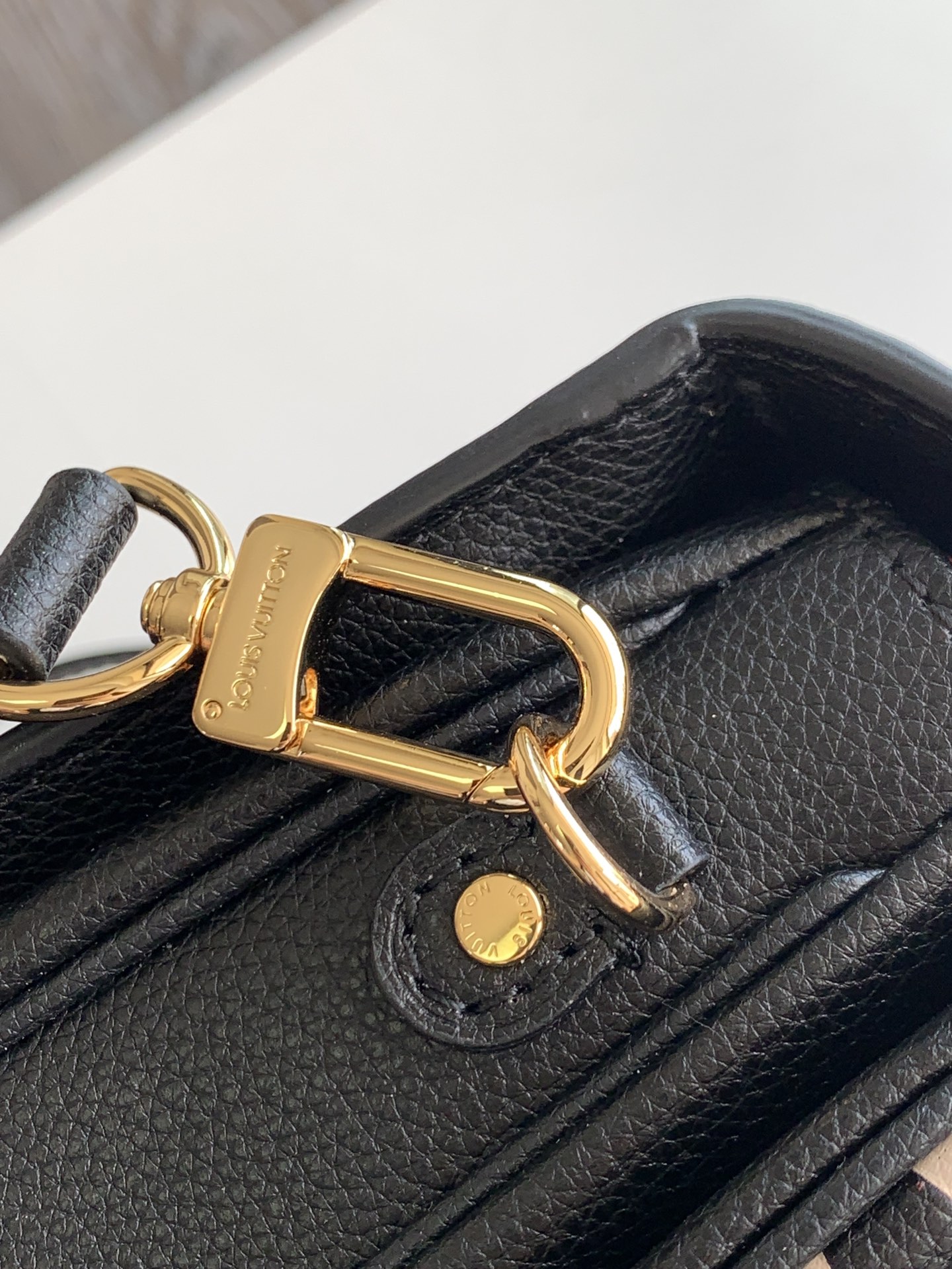 Pochette Métis Bicolor Monogram Empreinte Leather Bag Black/Beige M45773