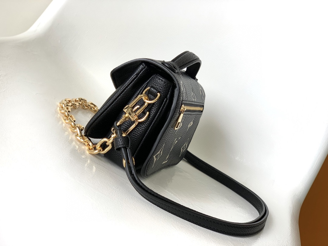Pochette Métis East West Bag Bicolor Monogram Empreinte Leather Noir Beige M46596