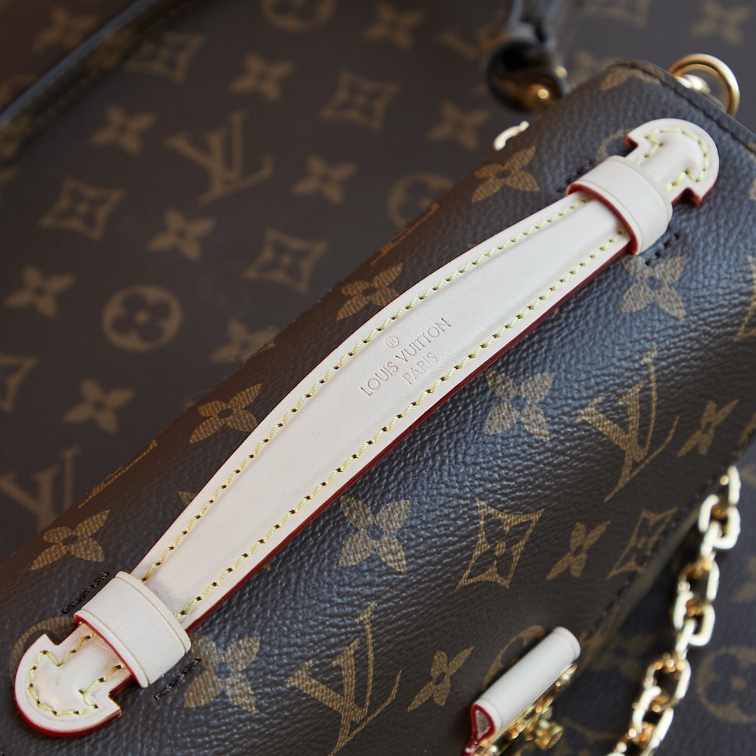 Pochette Métis East West Bag Monogram M46279