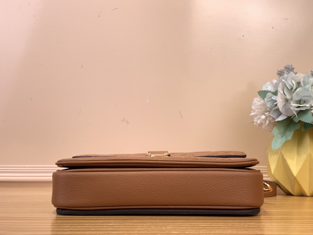 Pochette Métis Monogram Empreinte Leather Cognac M12711