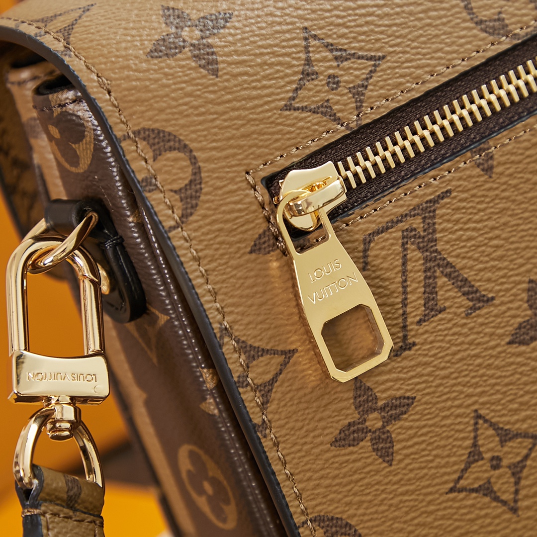 Pochette Métis Monogram Reverse Bag M44876