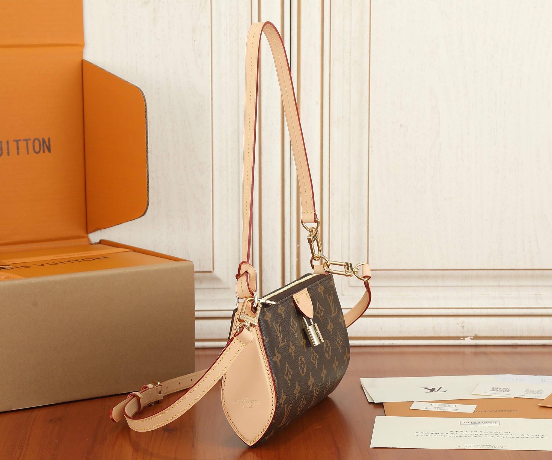 Pochette Tirette Bag Monogram M12859