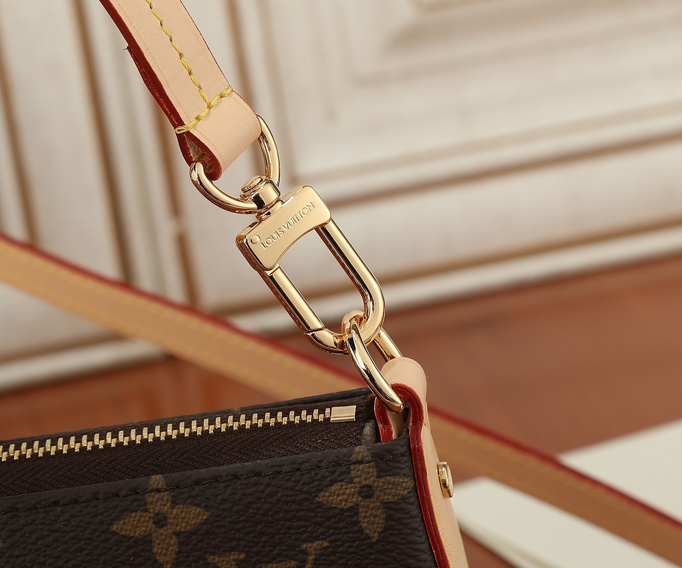 Pochette Tirette Bag Monogram M12859