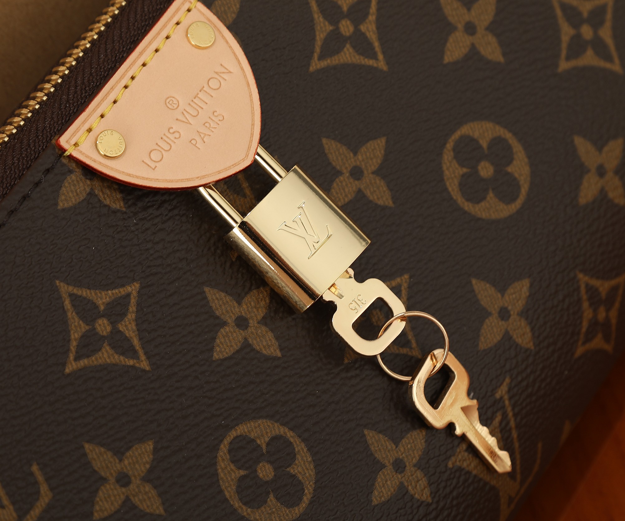 Pochette Tirette Bag Monogram M12859