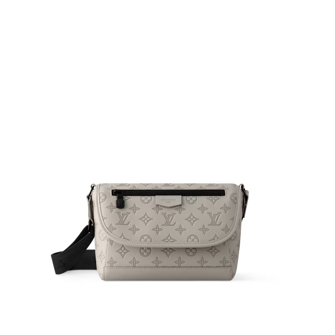 Pulse Messenger Bag G65 Sand Monogram Shadow M14912
