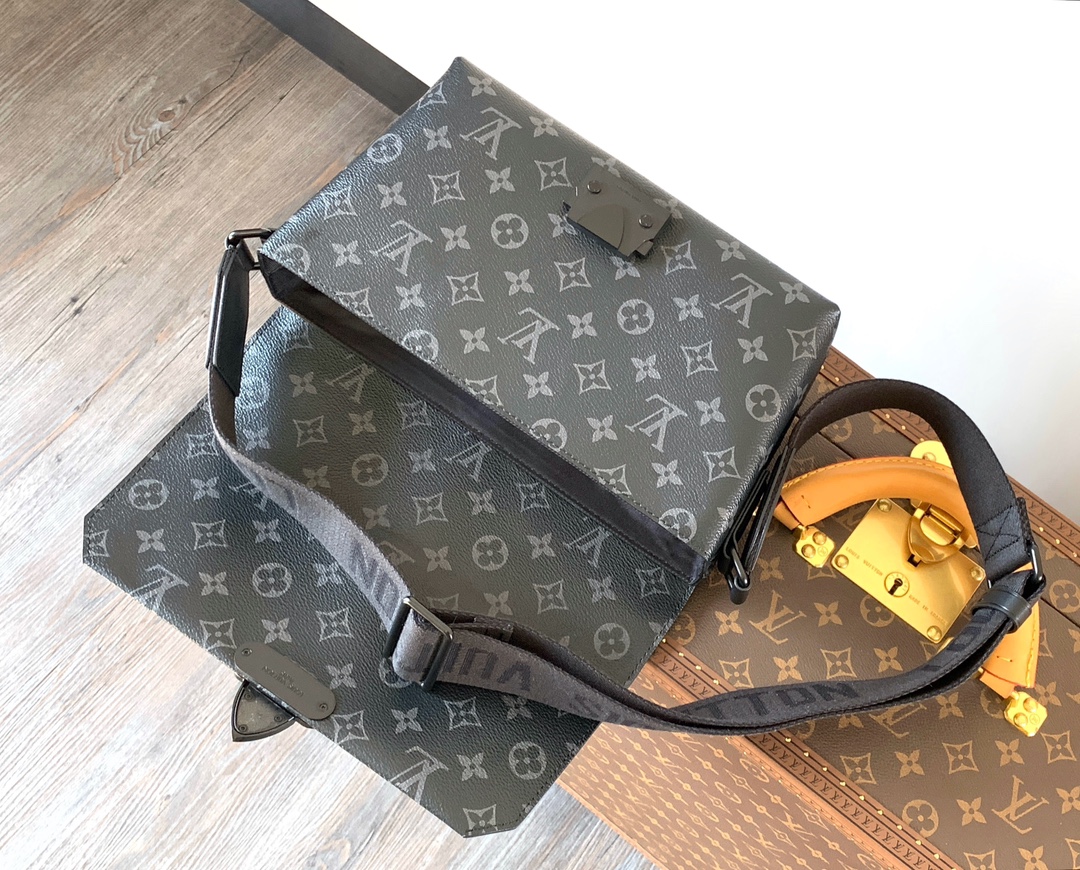 S-Cape Messenger Bag Black Monogram Eclipse M46794