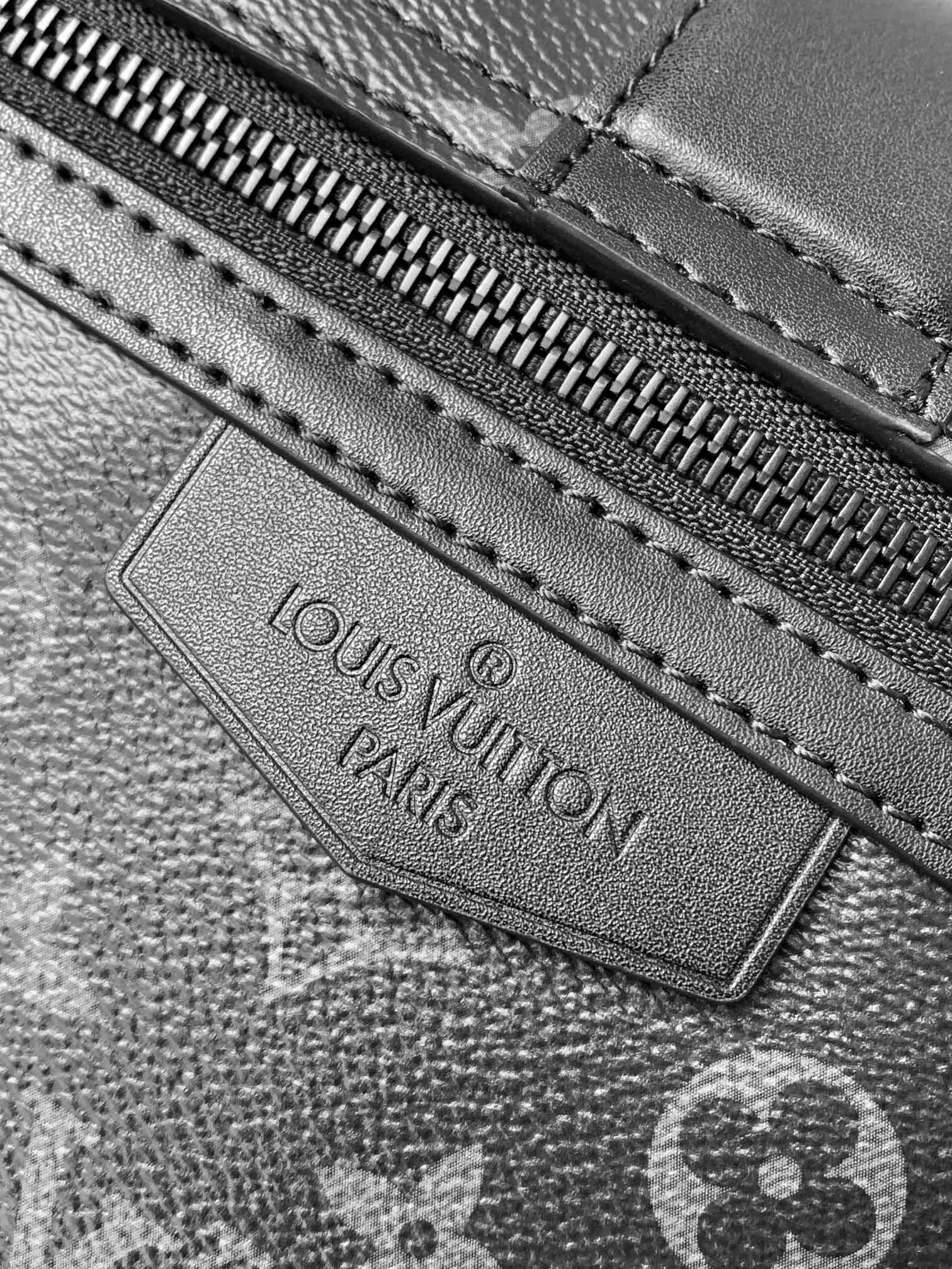 S-Cape Messenger Bag Black Monogram Eclipse M46794