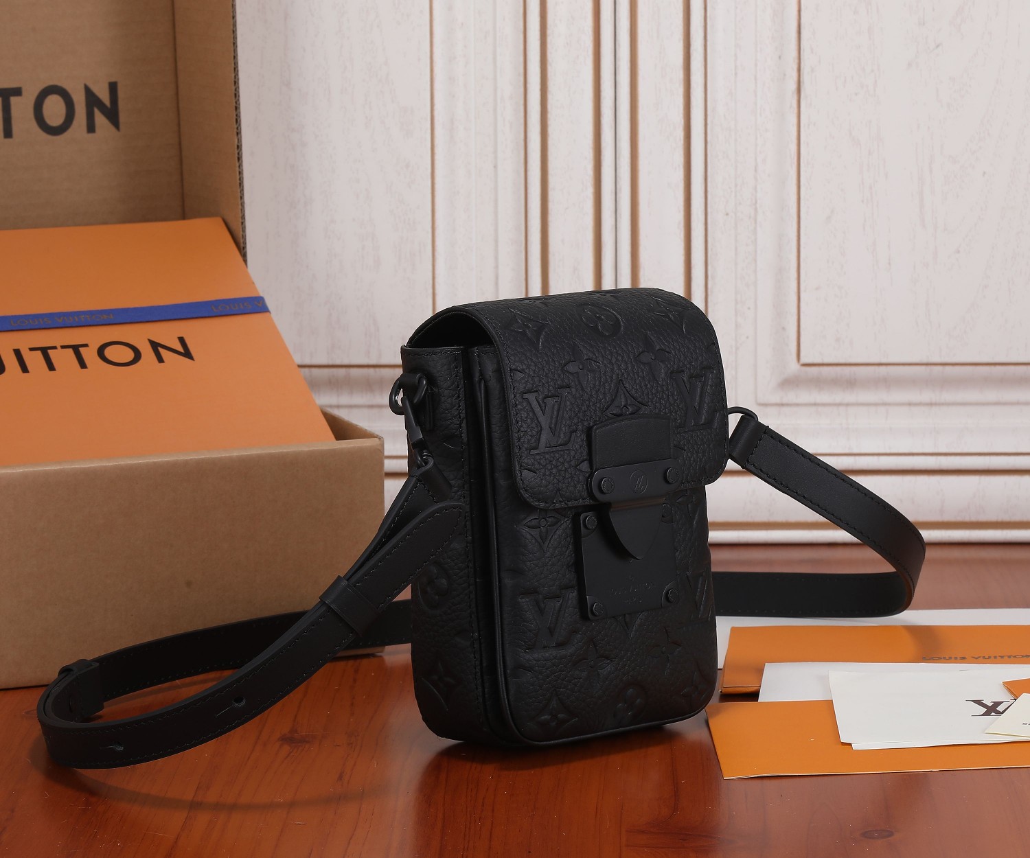 S-Lock Vertical Wearable Wallet Black Taurillon Monogram Leather M81524