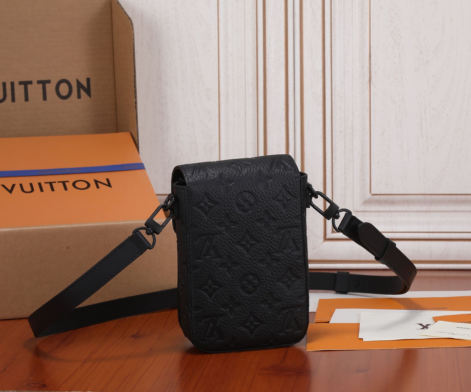 S-Lock Vertical Wearable Wallet Black Taurillon Monogram Leather M81524