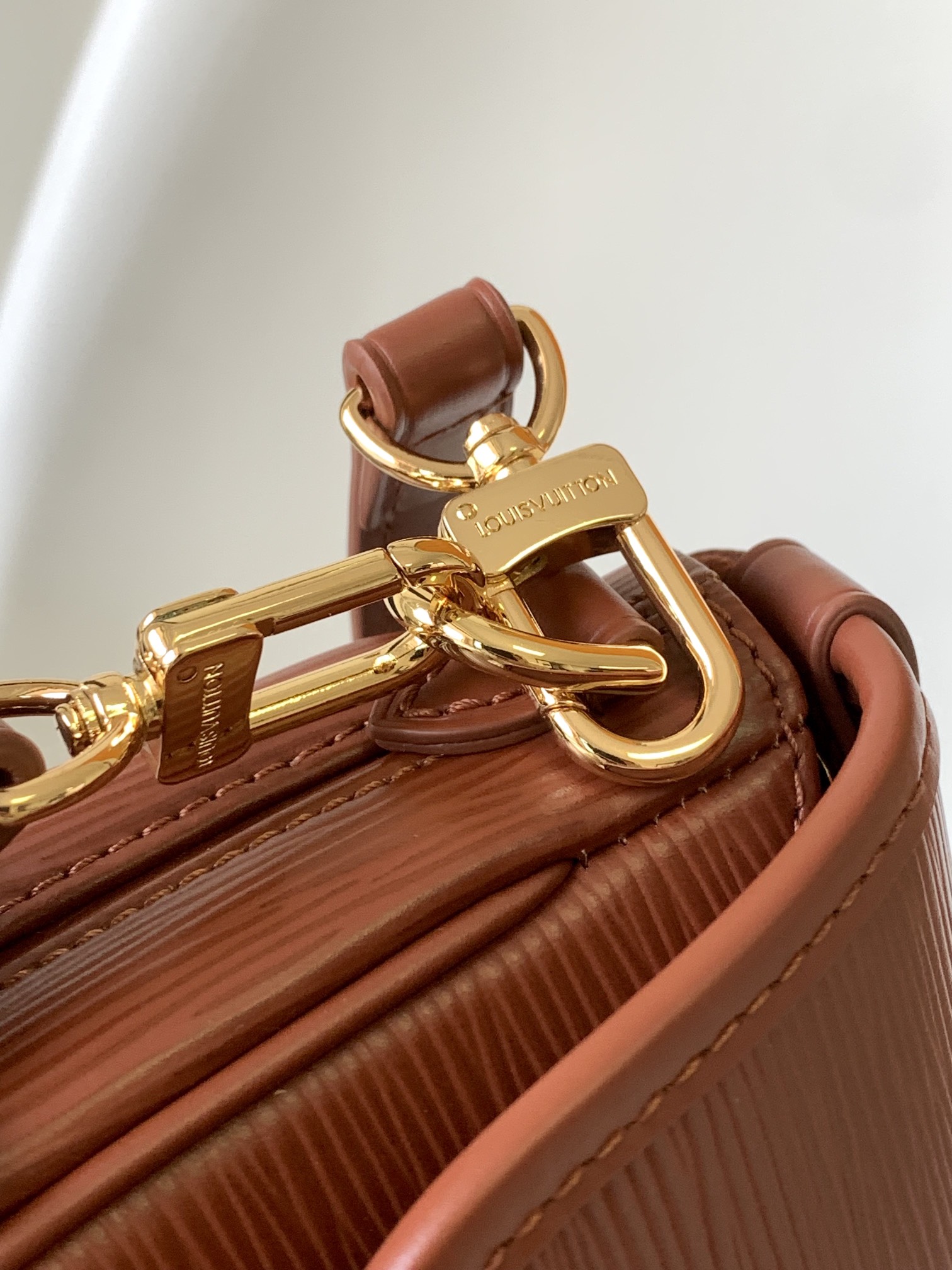 Saumur Bb Bag Epi Leather Cognac M23470