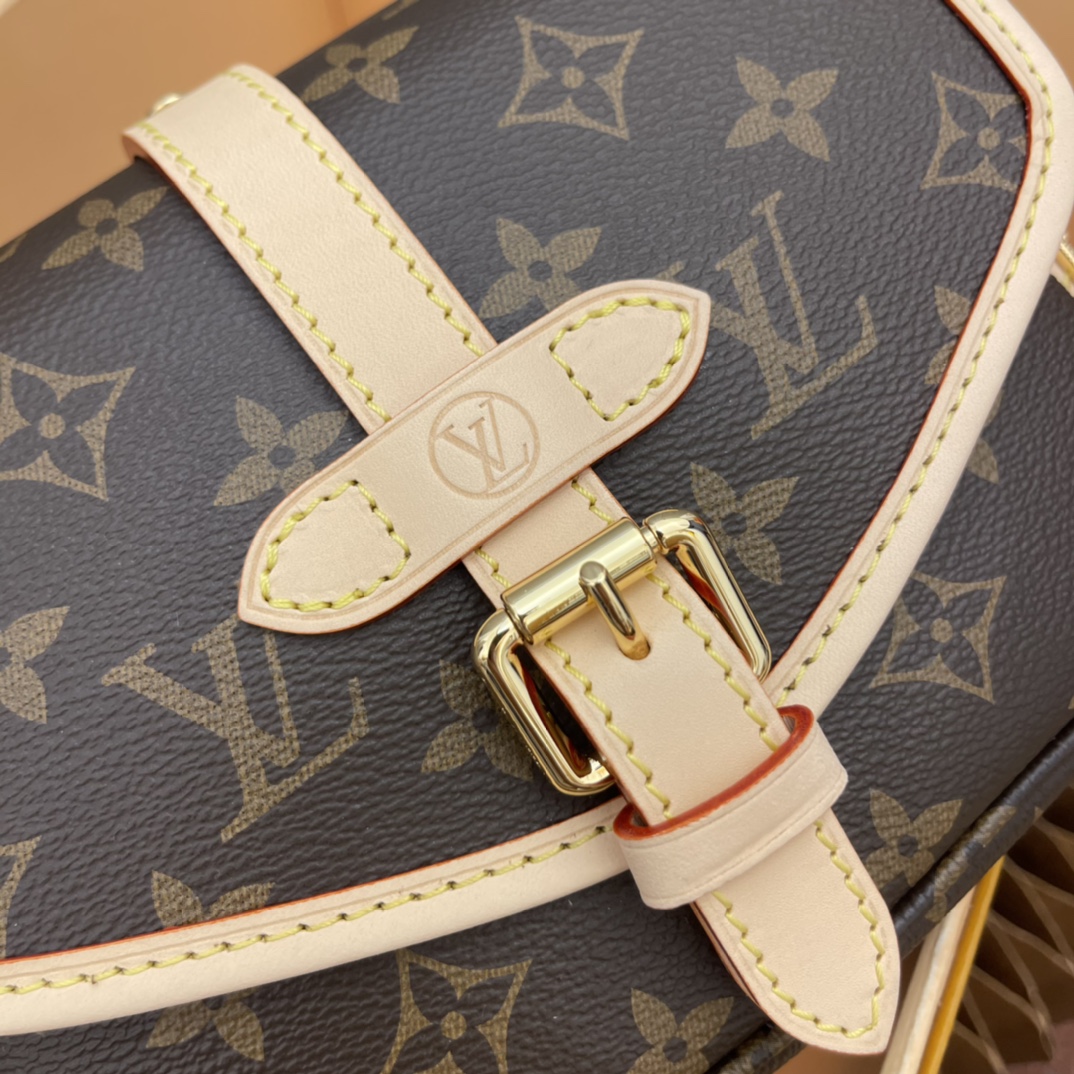 Saumur Bb Bag Monogram M46740