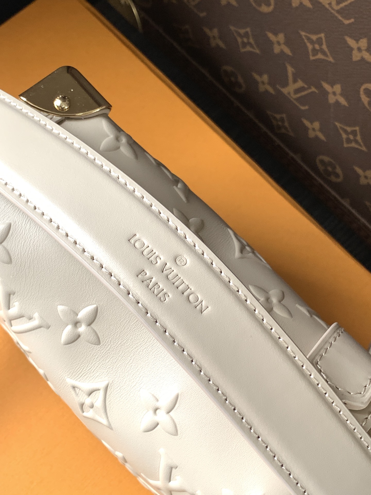 Side Trunk Pm Handbags Biscuit Calf Leather M14571
