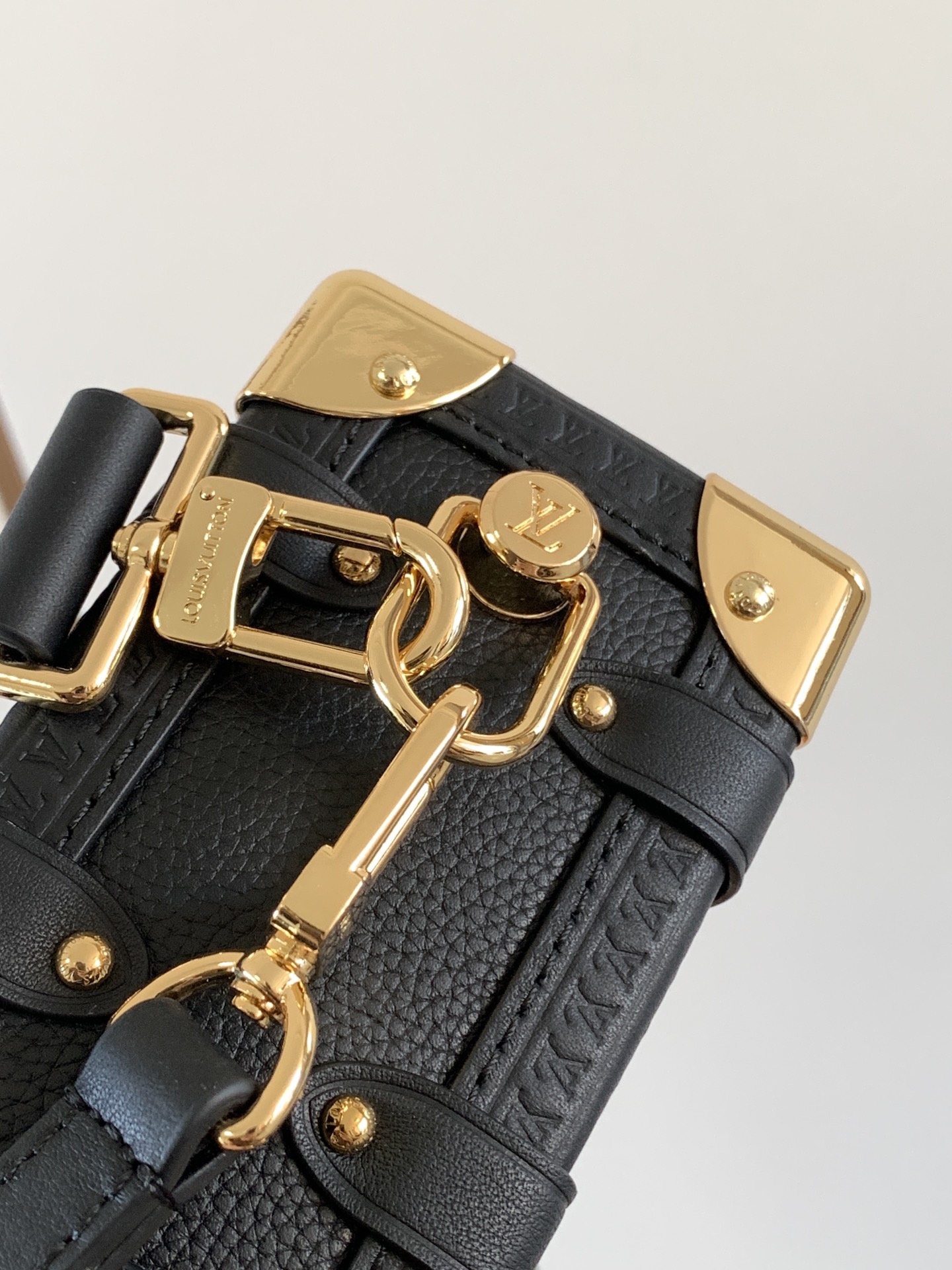 Side Trunk Pm Handbags H27 Black Calfskin M23817