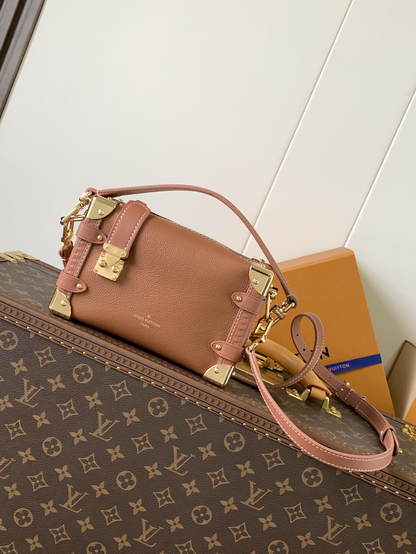 Side Trunk Pm Handbags H27 Cognac Calfskin M15224