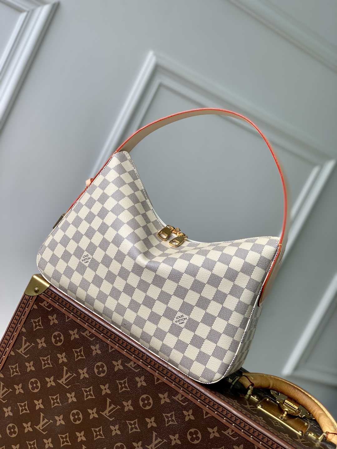 Slouchy Pm Handbags Damier Azur N00116