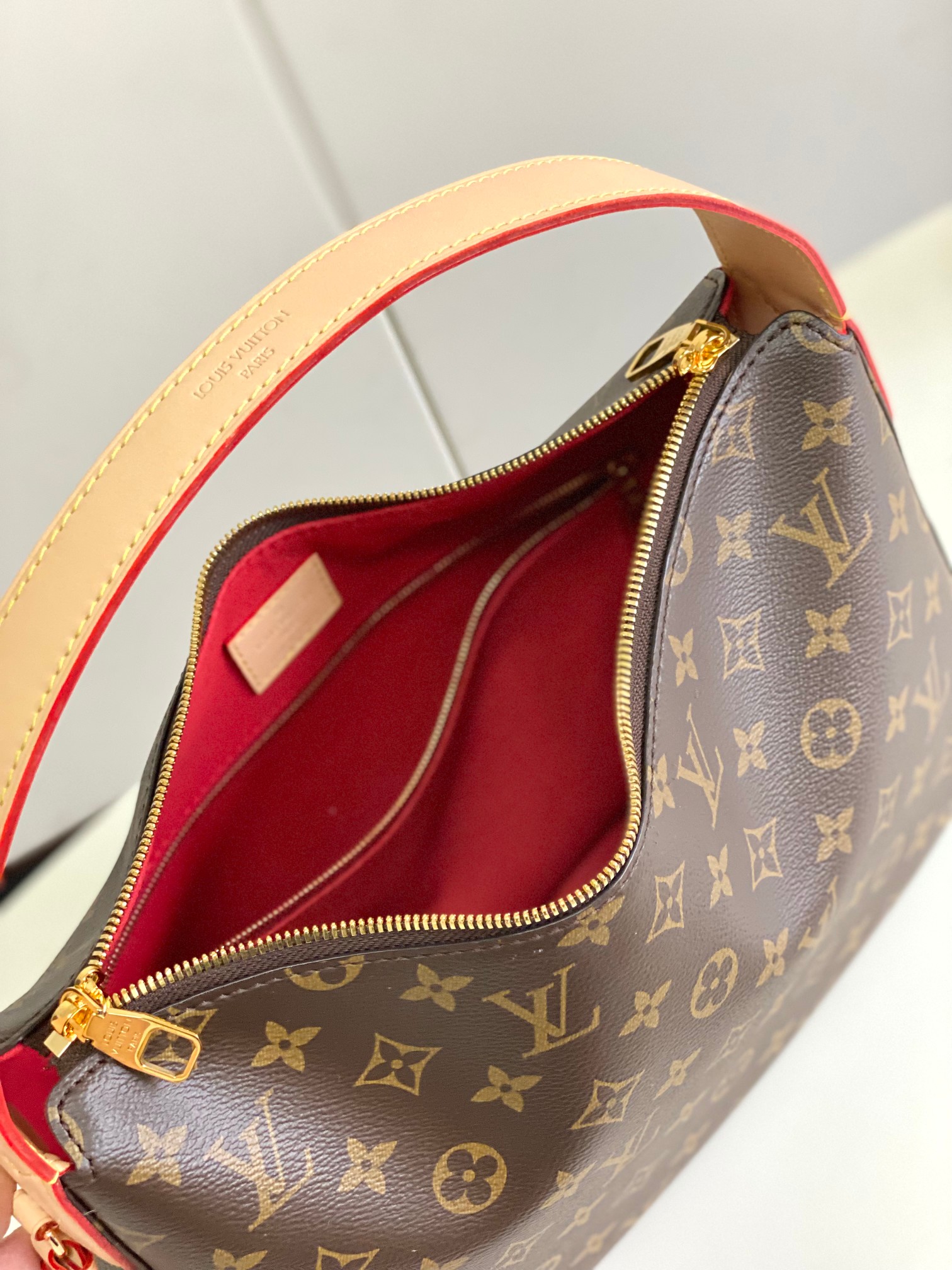 Slouchy Pm Handbags Monogram M11952