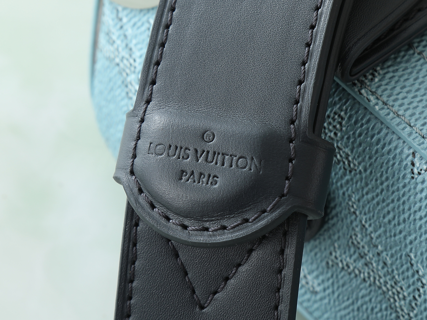 Soul Trunk Bag G71 Blue Monogram Heritage M15035