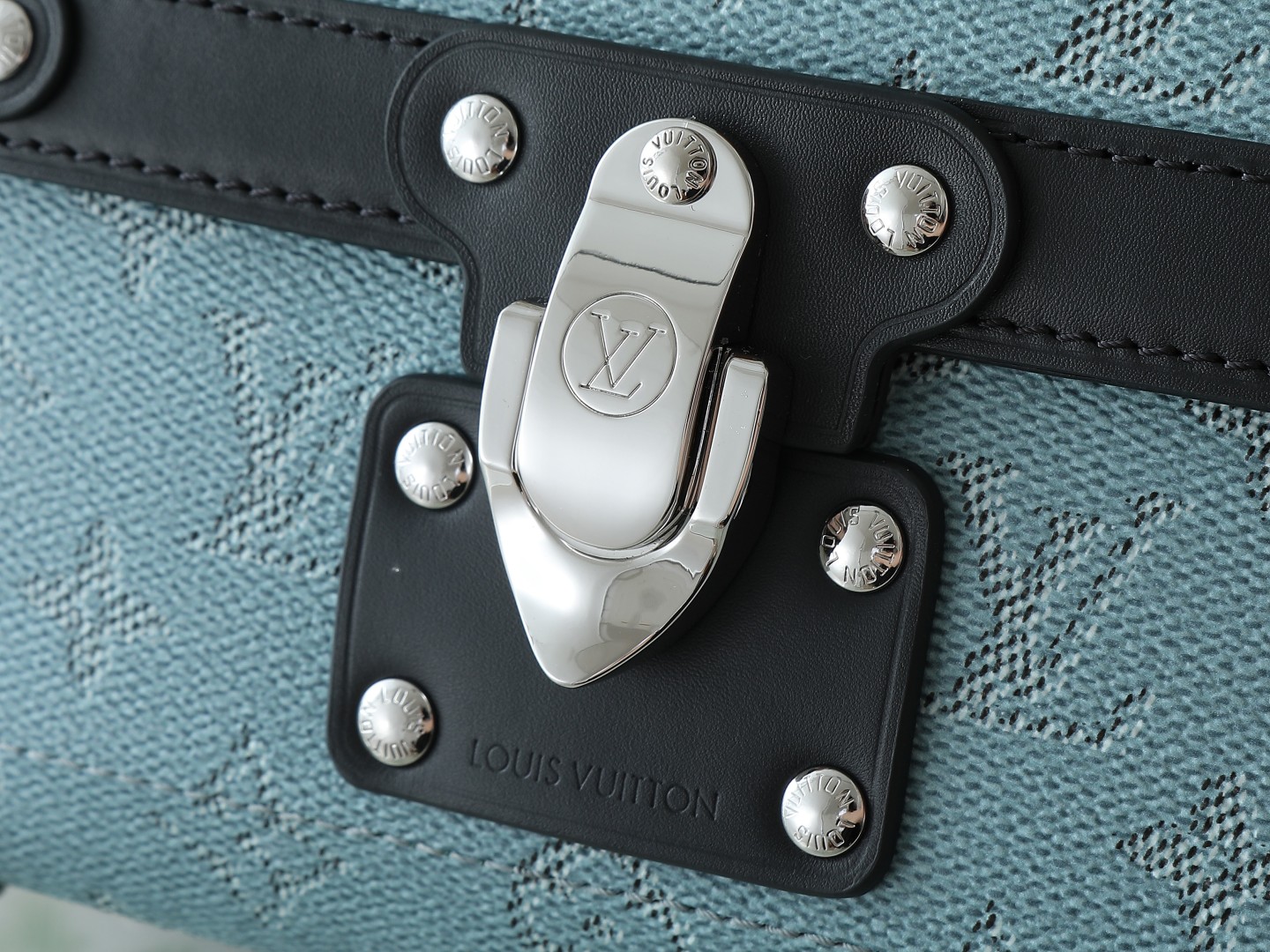 Soul Trunk Bag G71 Blue Monogram Heritage M15035