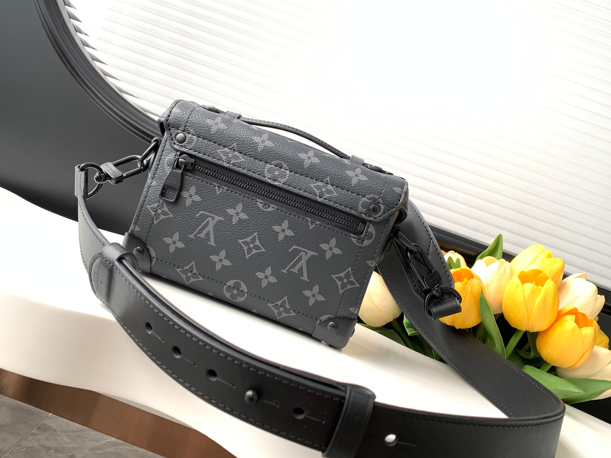 Soul Trunk Bag Monogram Eclipse M11743
