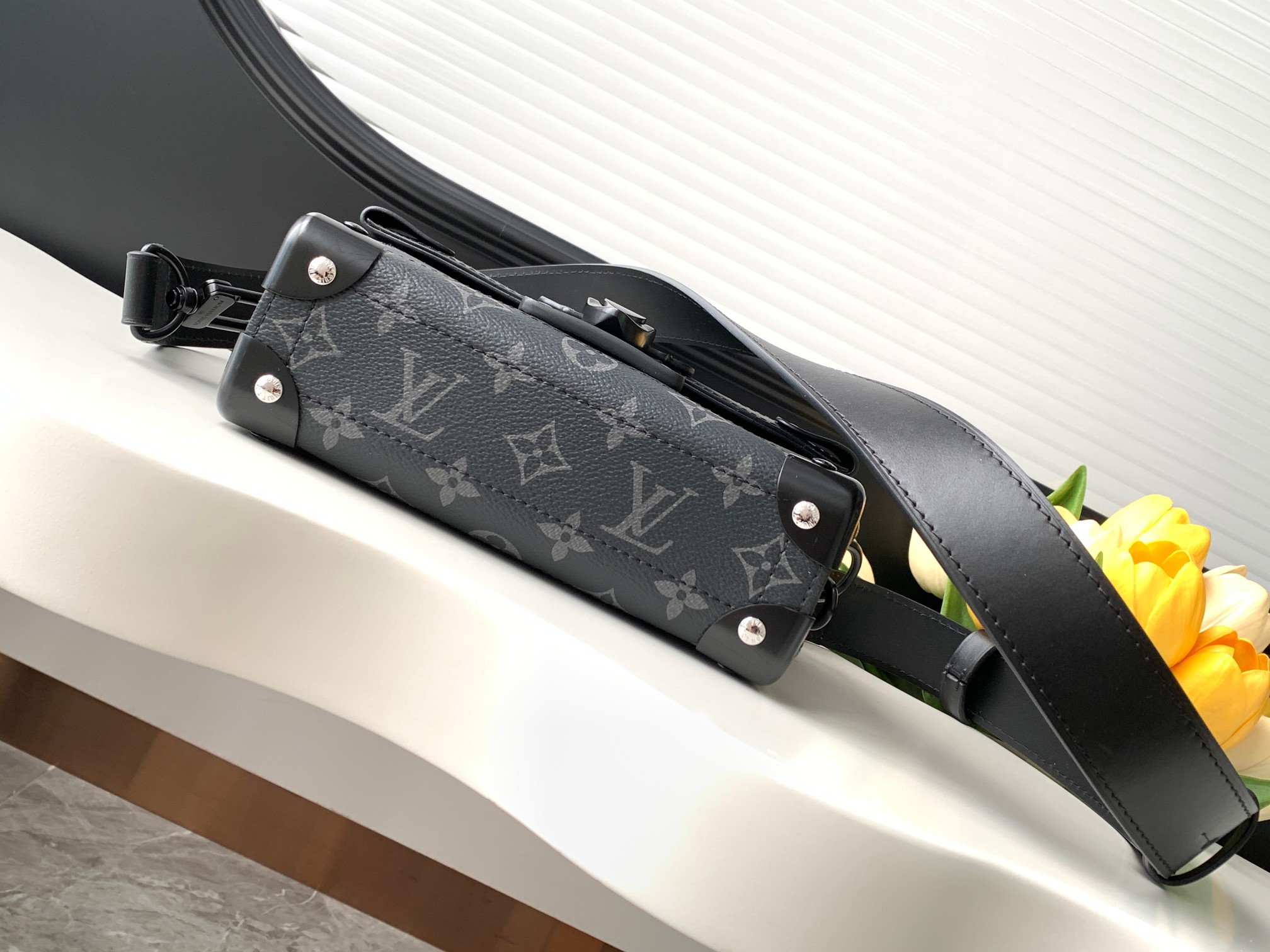 Soul Trunk Bag Monogram Eclipse M11743