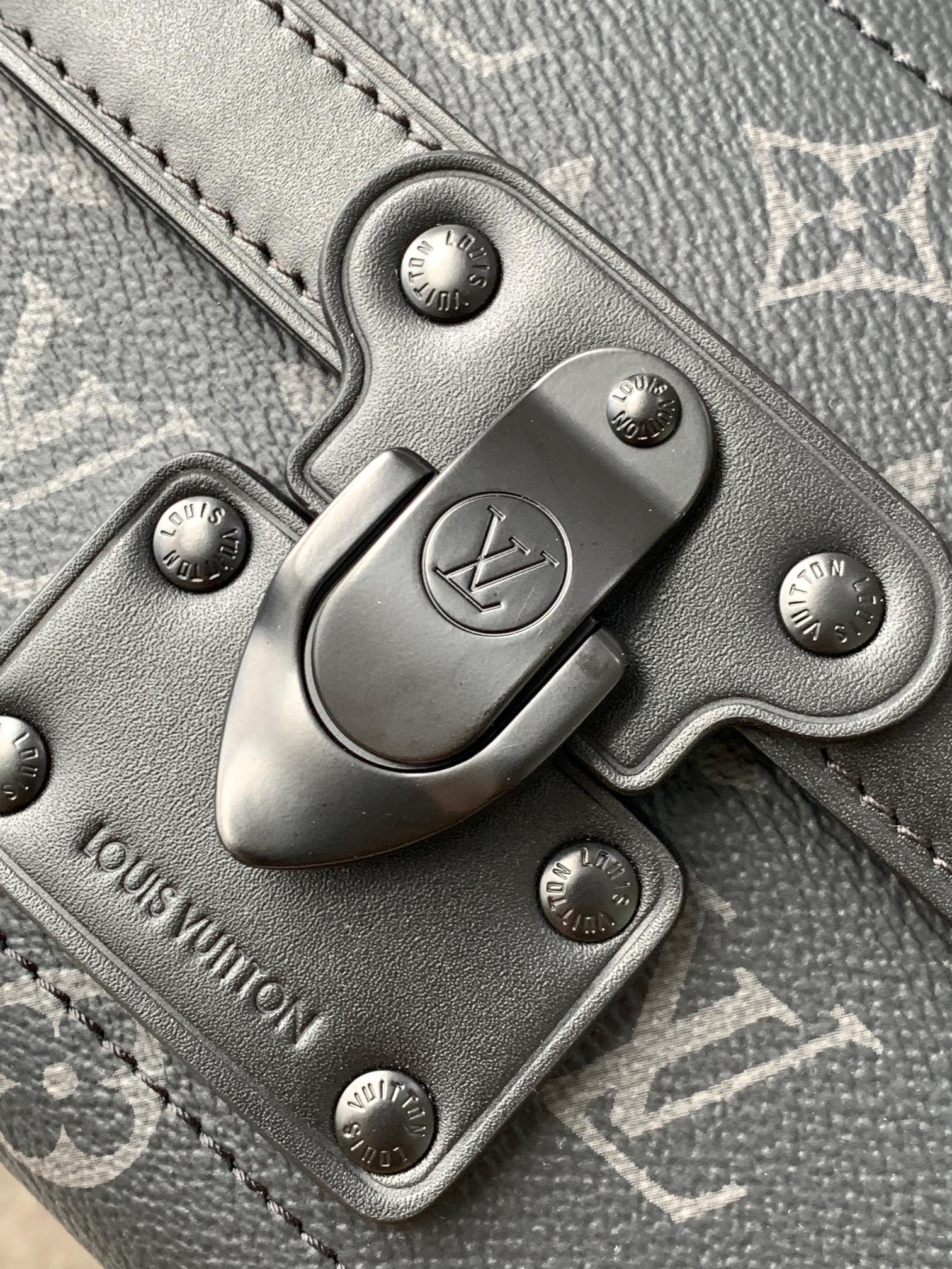 Soul Trunk Bag Monogram Eclipse M11743