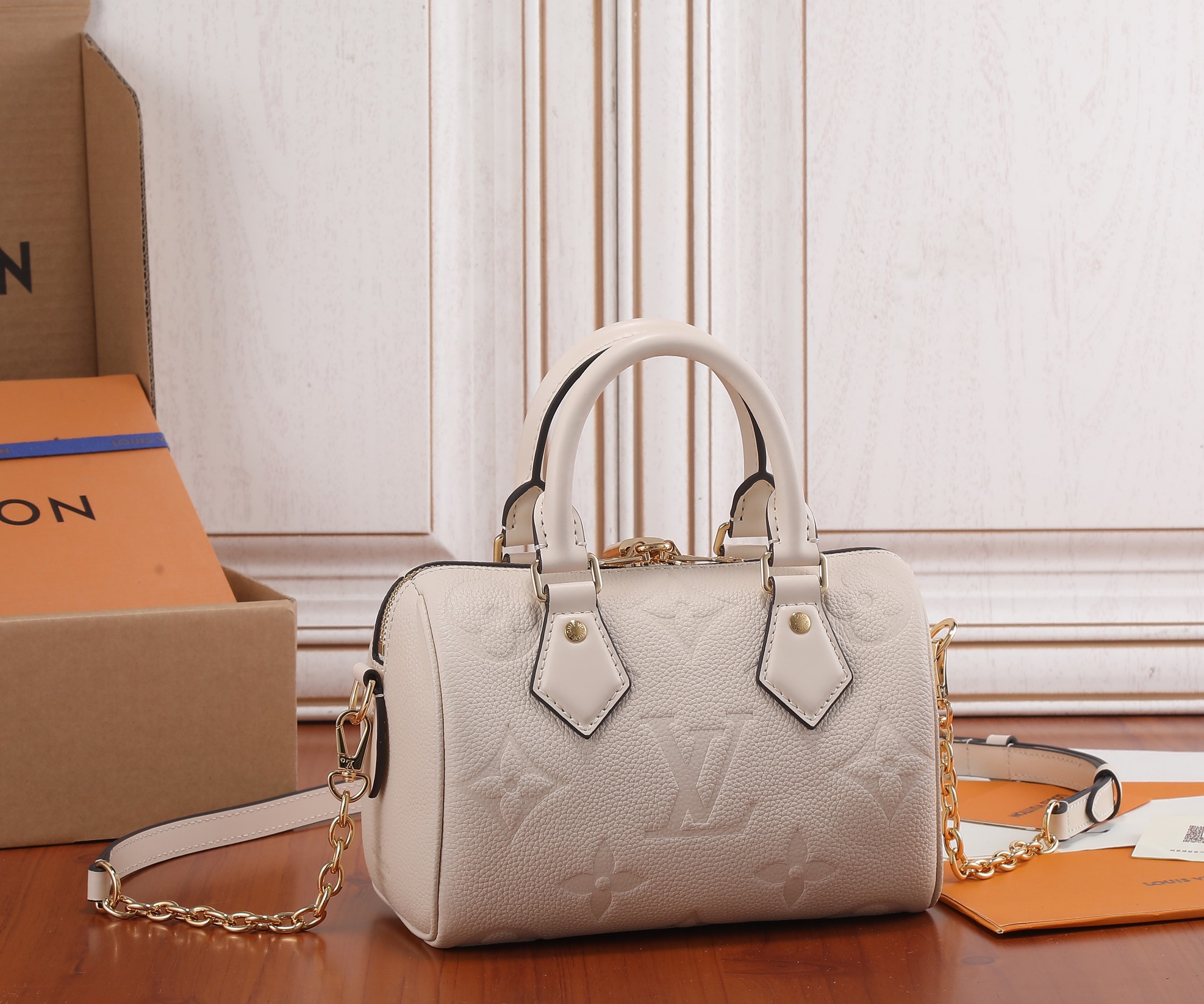 Speedy Bandoulière 20 Monogram Empreinte Leather Crème Beige M58954