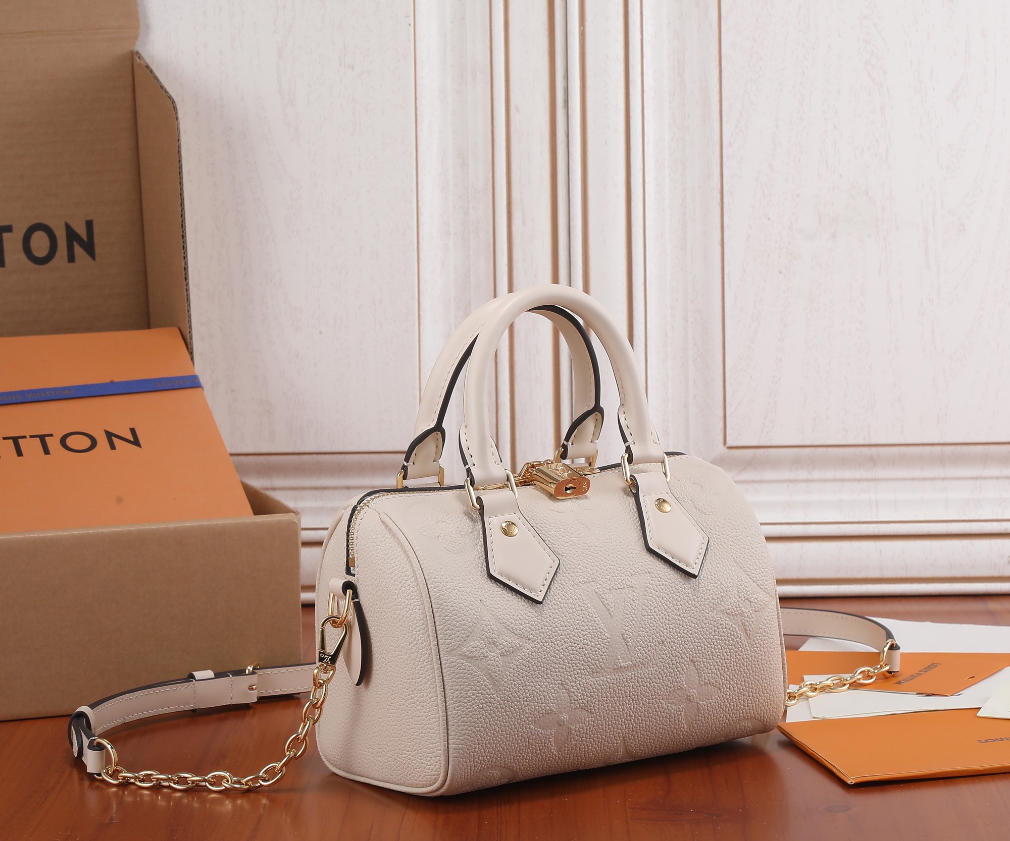 Speedy Bandoulière 20 Monogram Empreinte Leather Crème Beige M58954