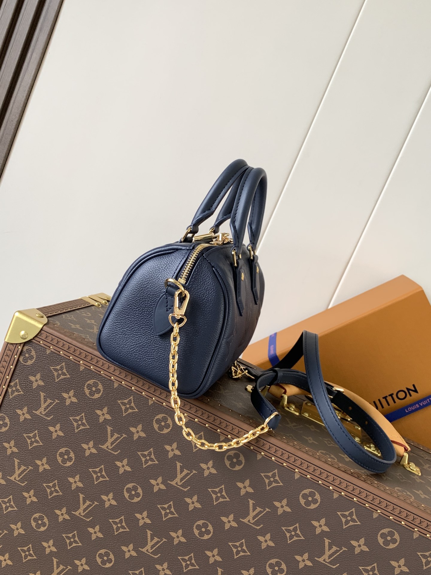 Speedy Bandoulière 20 Monogram Empreinte Leather Navy M14200