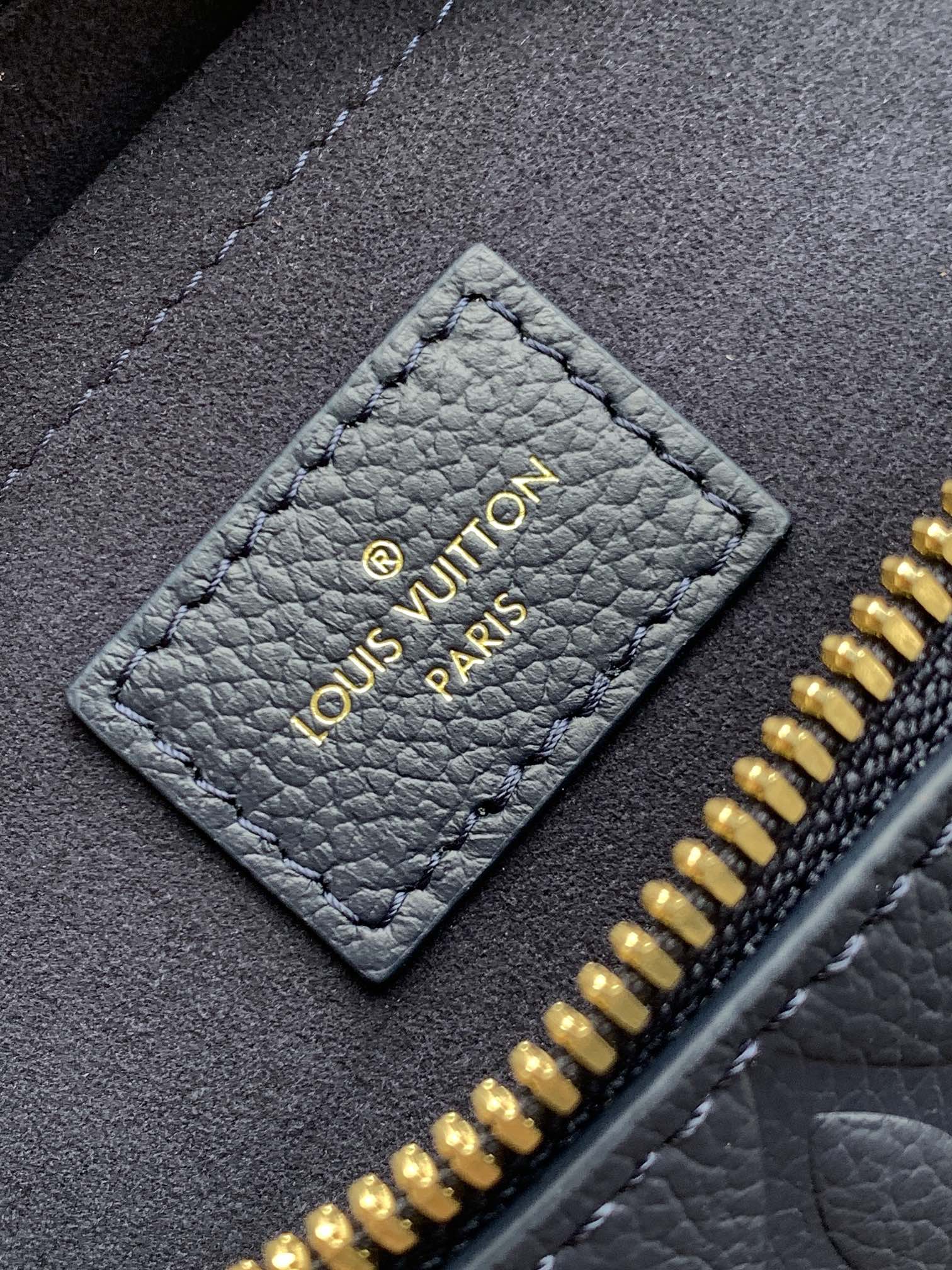 Speedy Bandoulière 20 Monogram Empreinte Leather Navy M14200