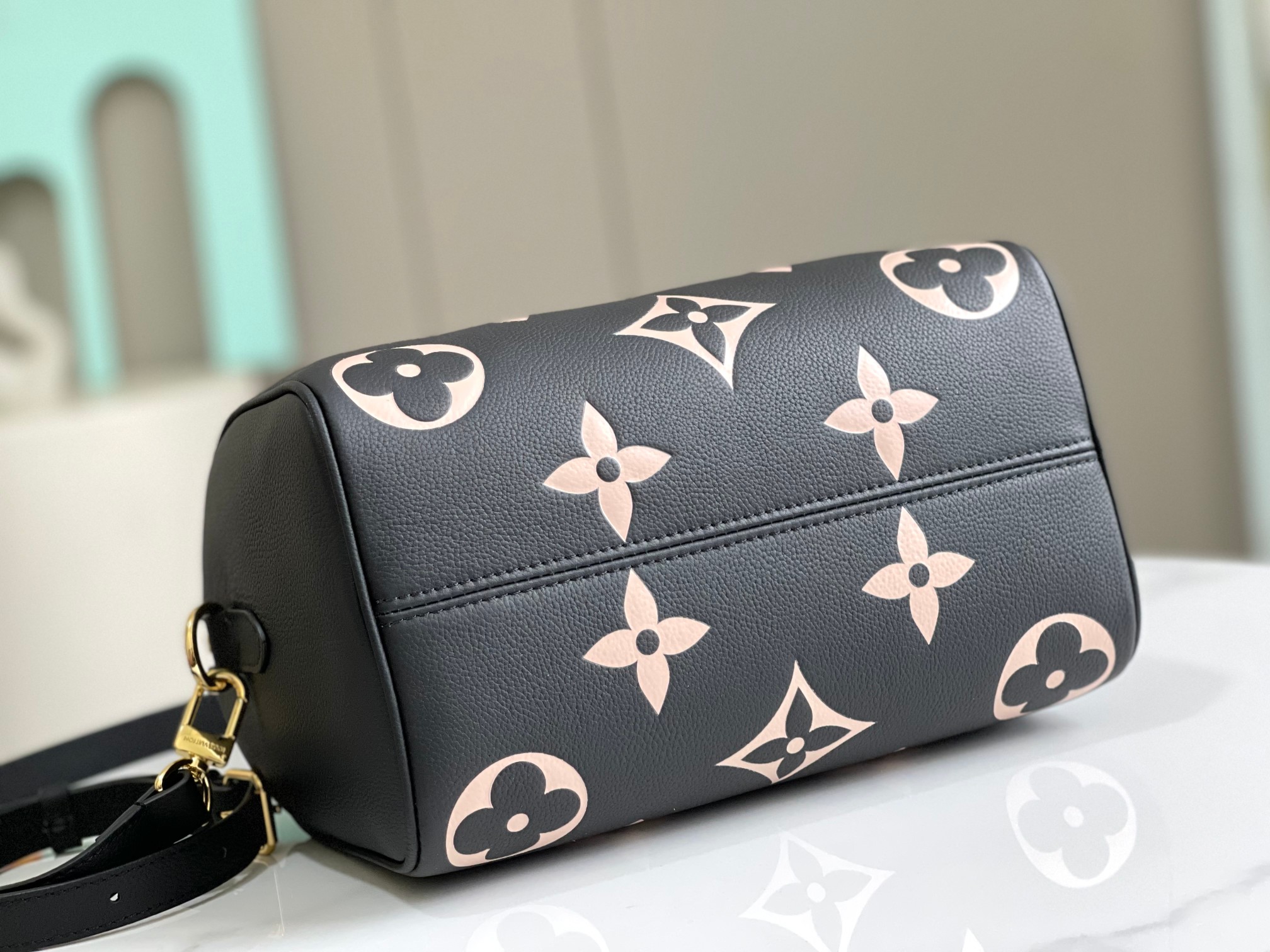 Speedy Bandoulière 25 Bicolor Monogram Empreinte Leather M58947