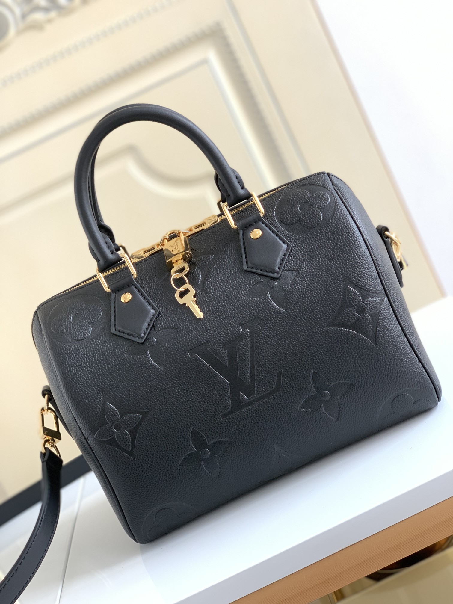 Speedy Bandoulière 25 Monogram Empreinte Leather Black M58951