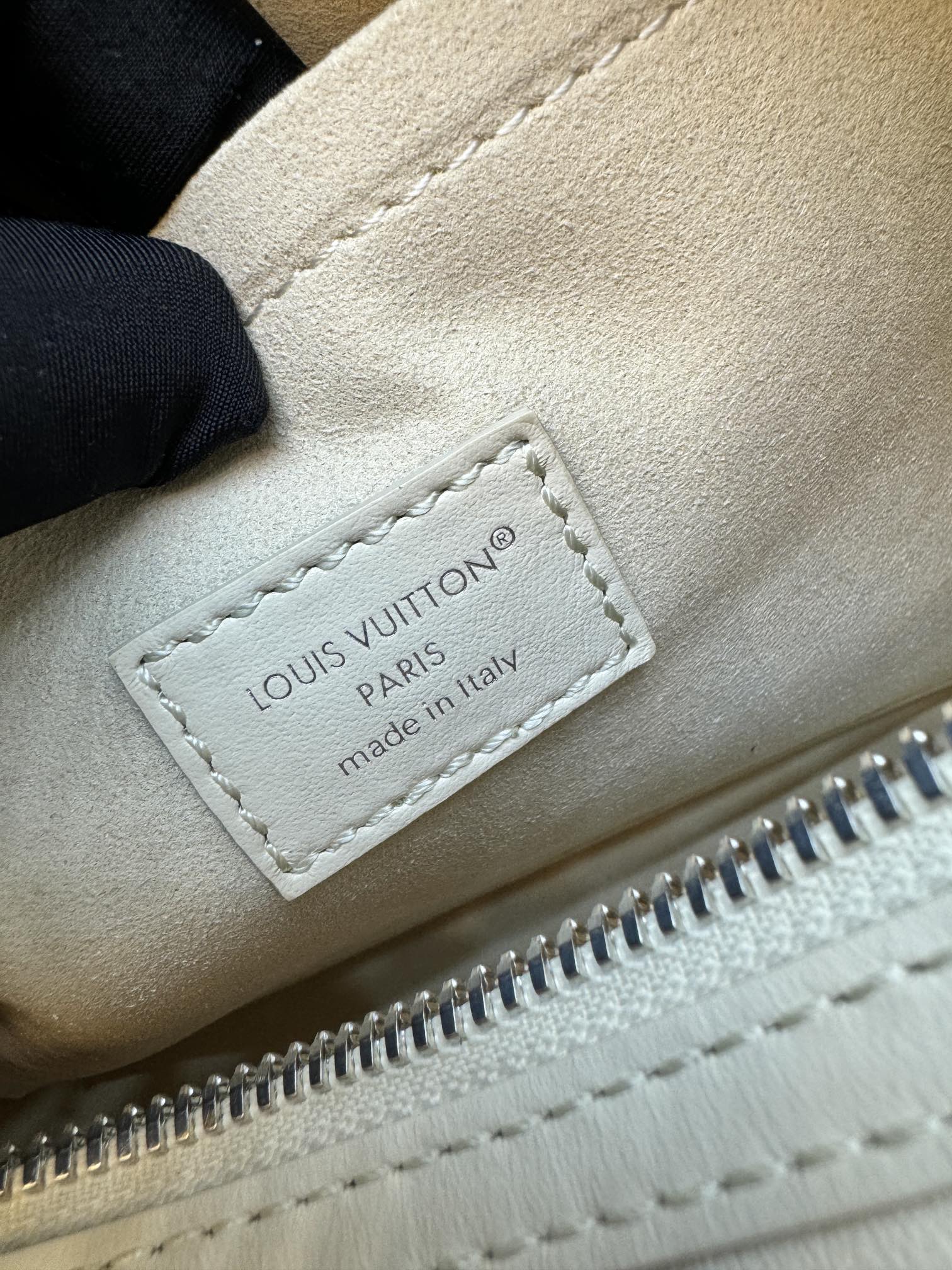 Speedy Cargo Vibe Vanilla Lamb Leather M12965