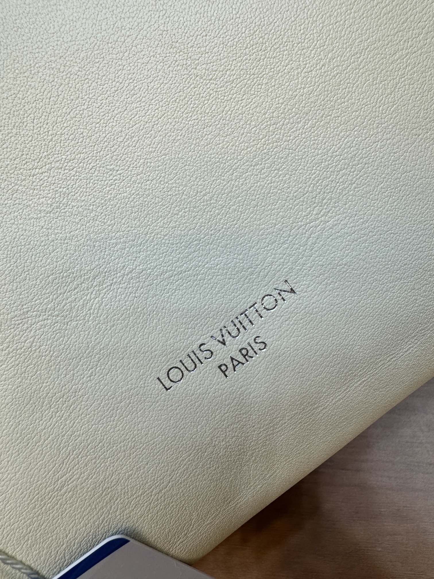 Speedy Cargo Vibe Vanilla Lamb Leather M12965
