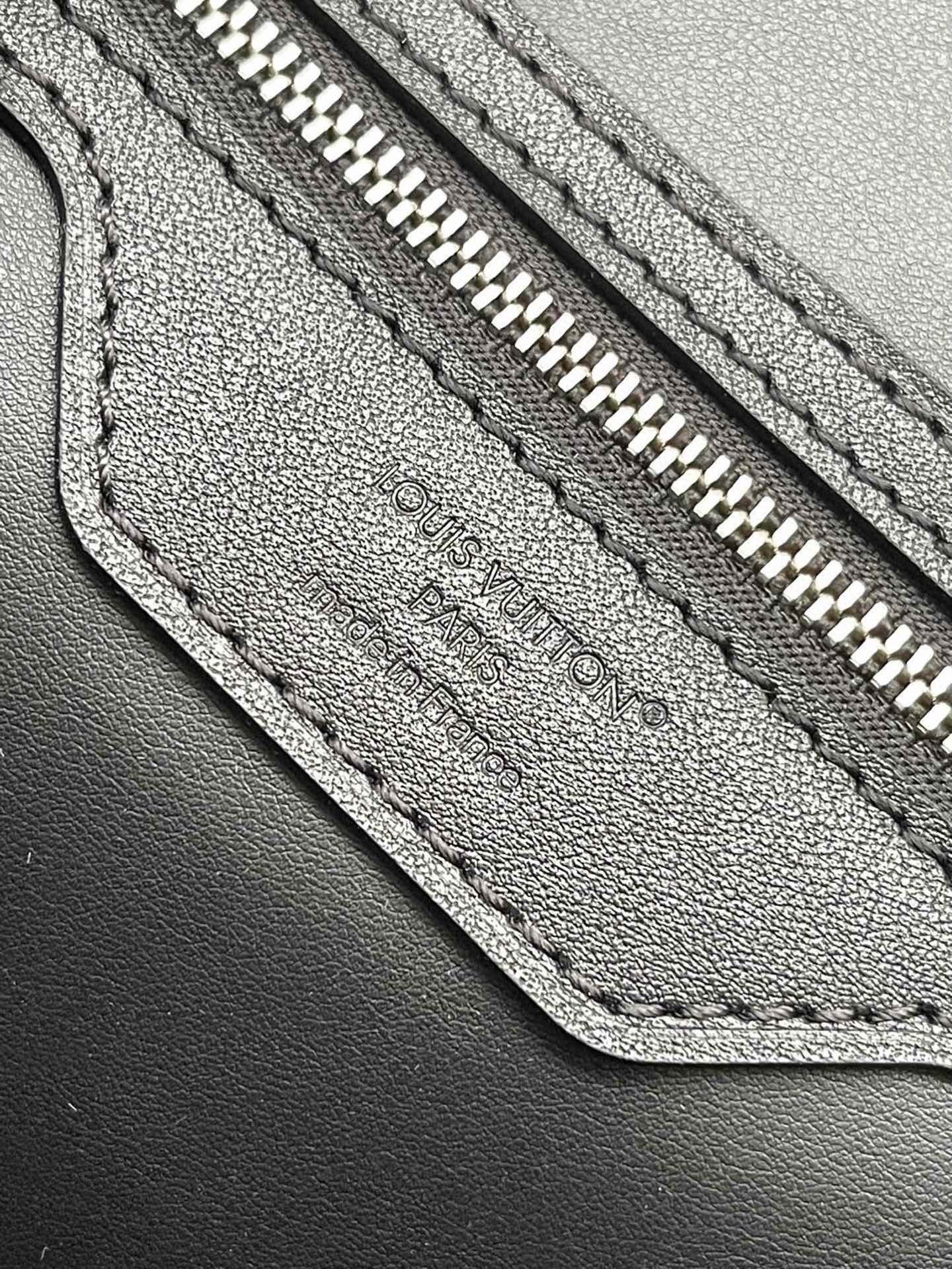 Speedy Soft 30 Dark Monogram M12243