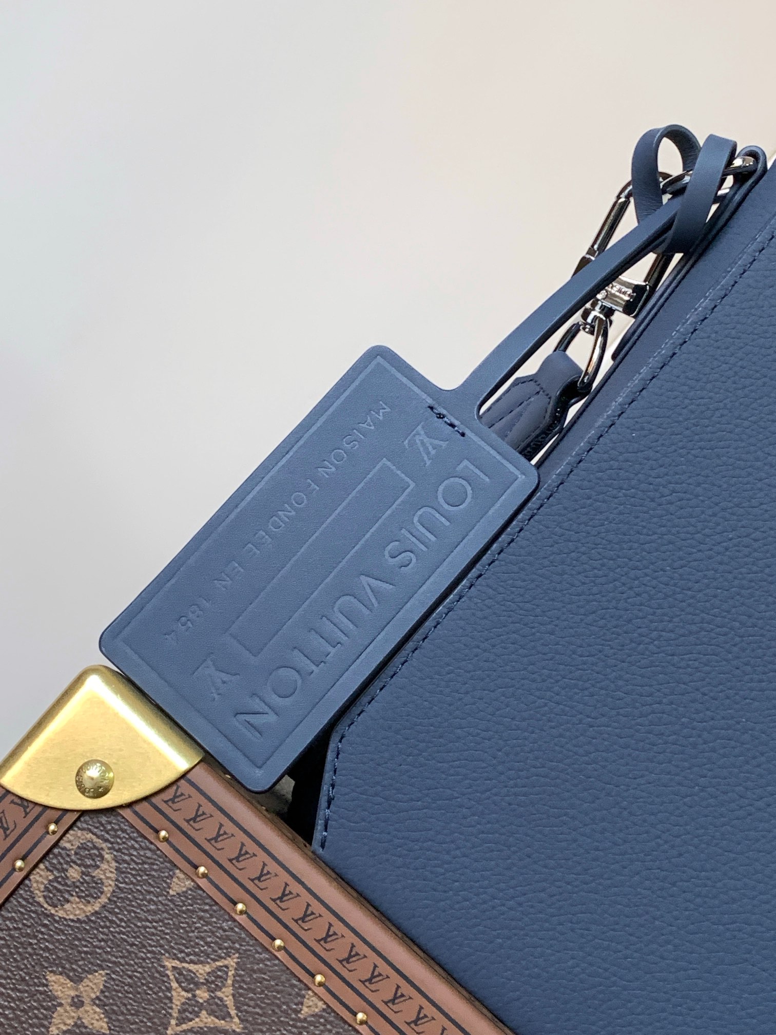 Takeoff Messenger Bag Navy Blue Aerogram Cowhide Leather M21363