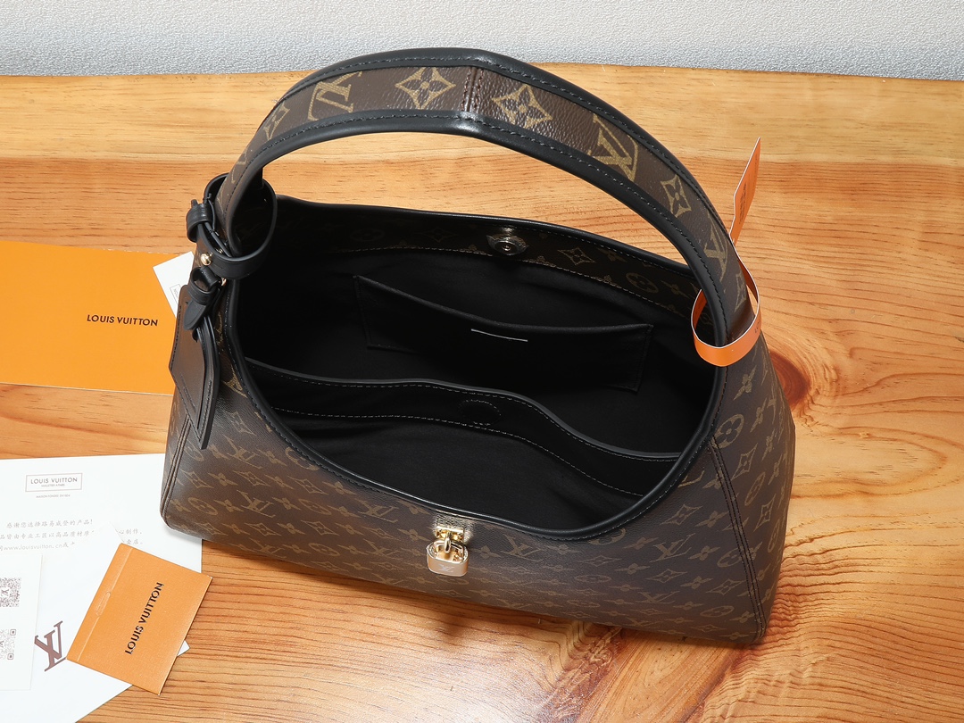 The Drop Gm Handbags Monogram M12941