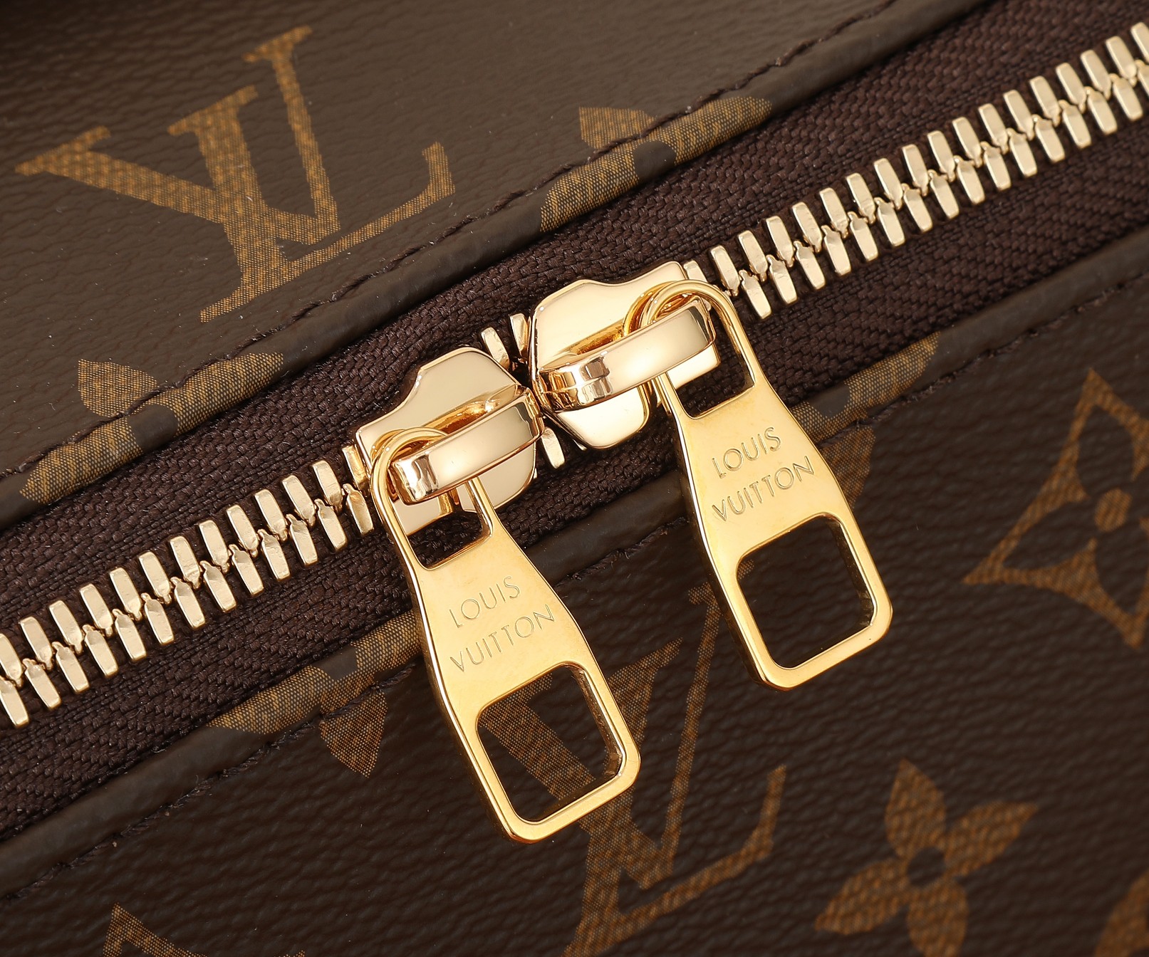 Toiletry Bag Monogram M11750