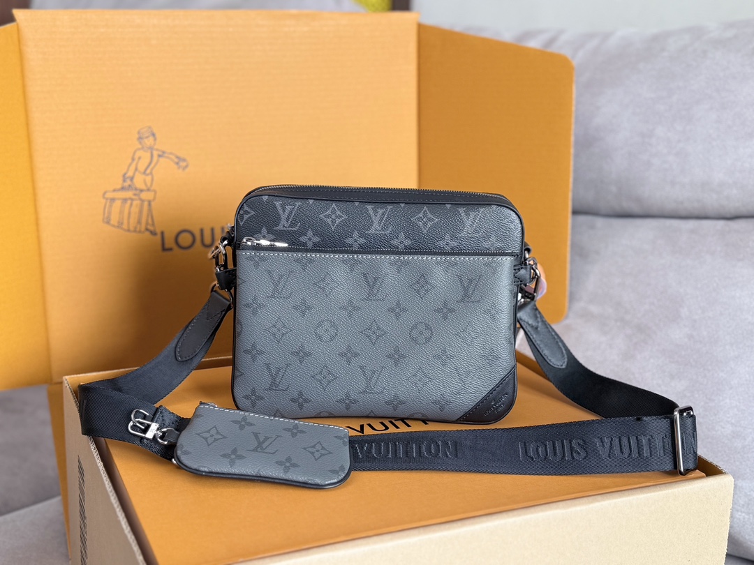 Trio Messenger Bag Monogram Eclipse M69443