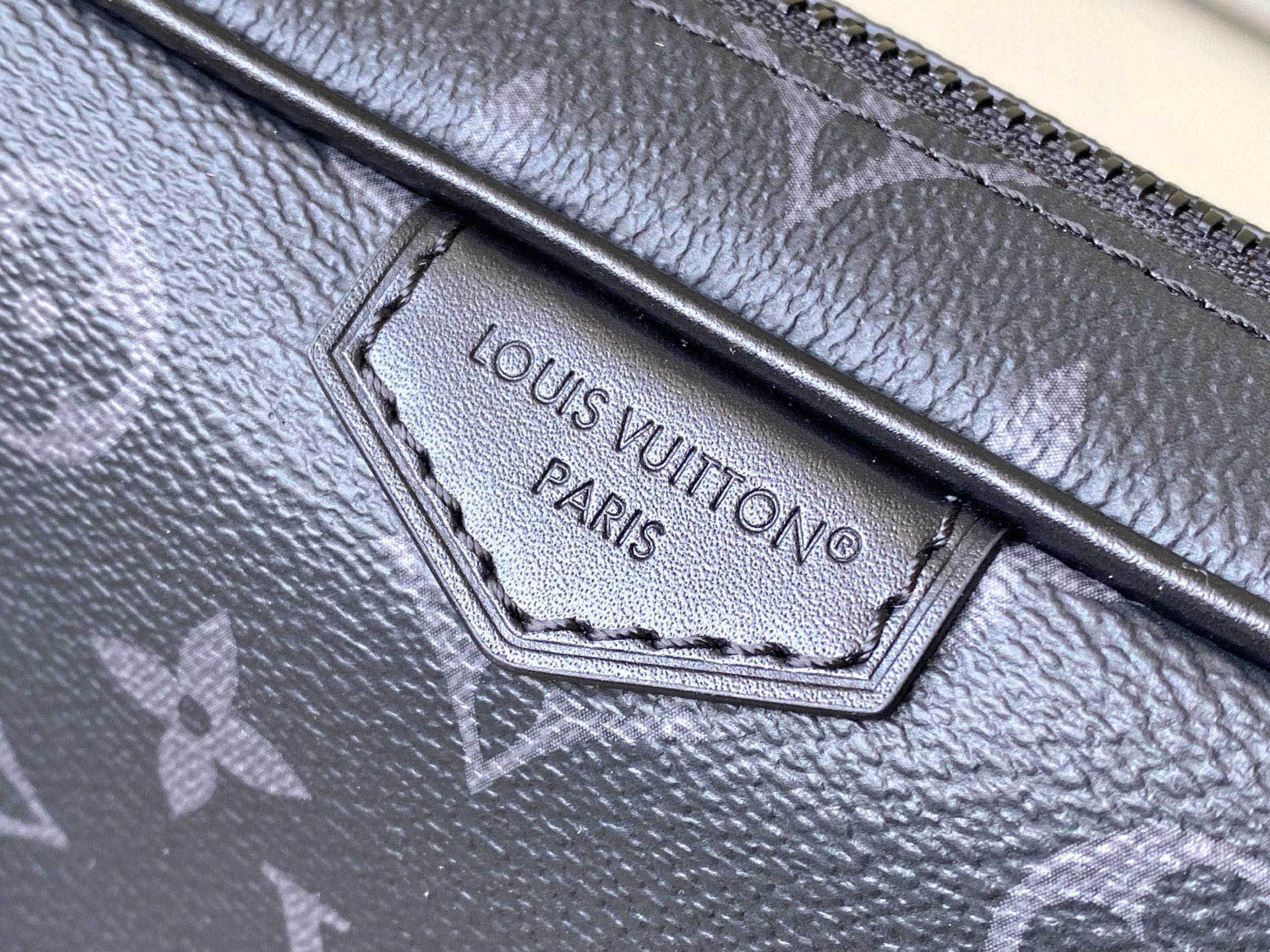 Trocadéro Wearable Wallet Monogram Eclipse Black M14253