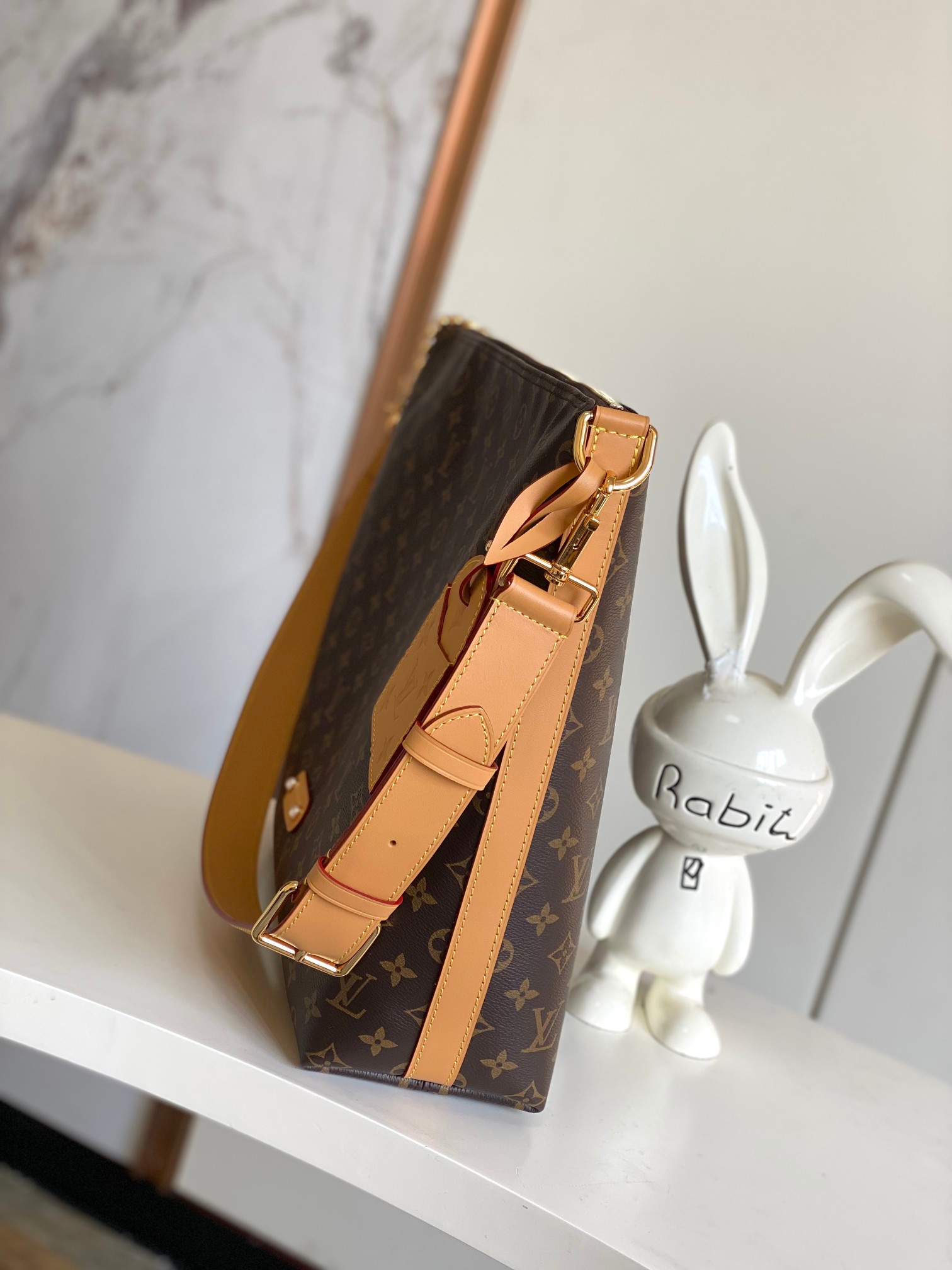 Vagabond Hobo Bag Monogram M14018