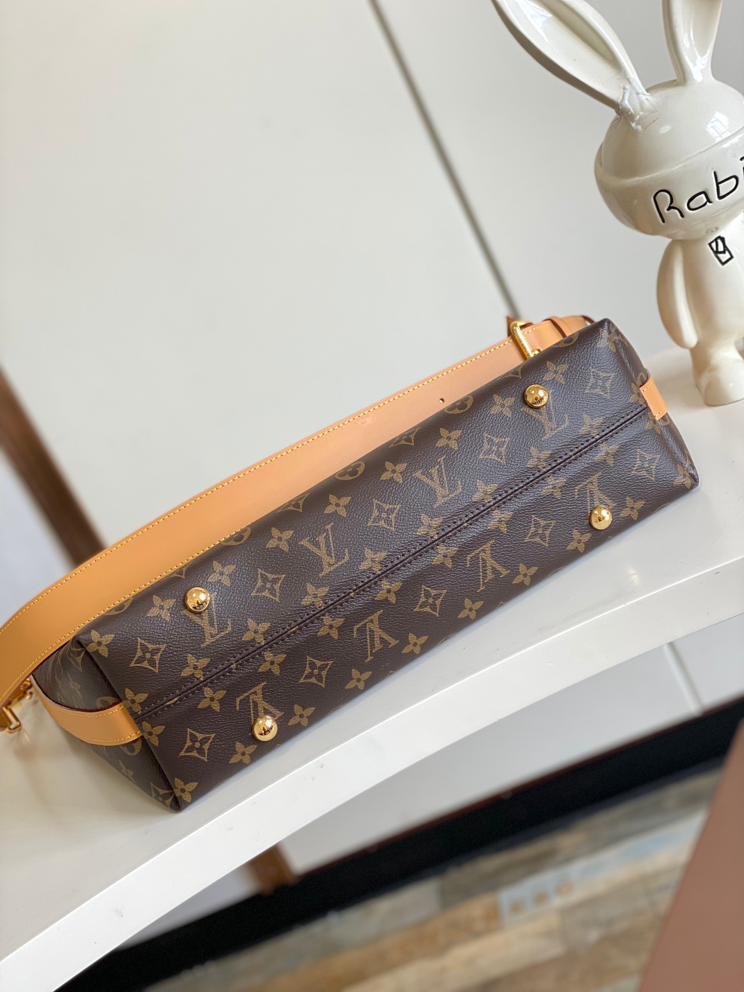 Vagabond Hobo Bag Monogram M14018