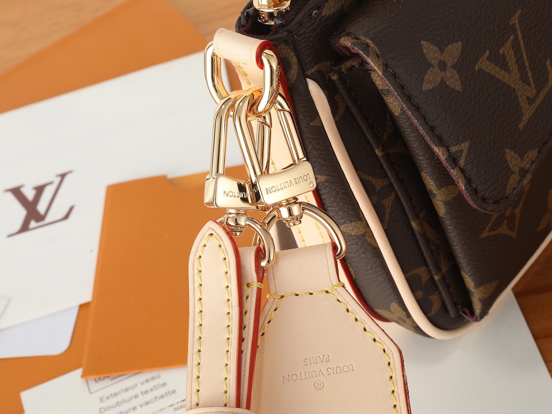 Vivacité Handbags Monogram M46999