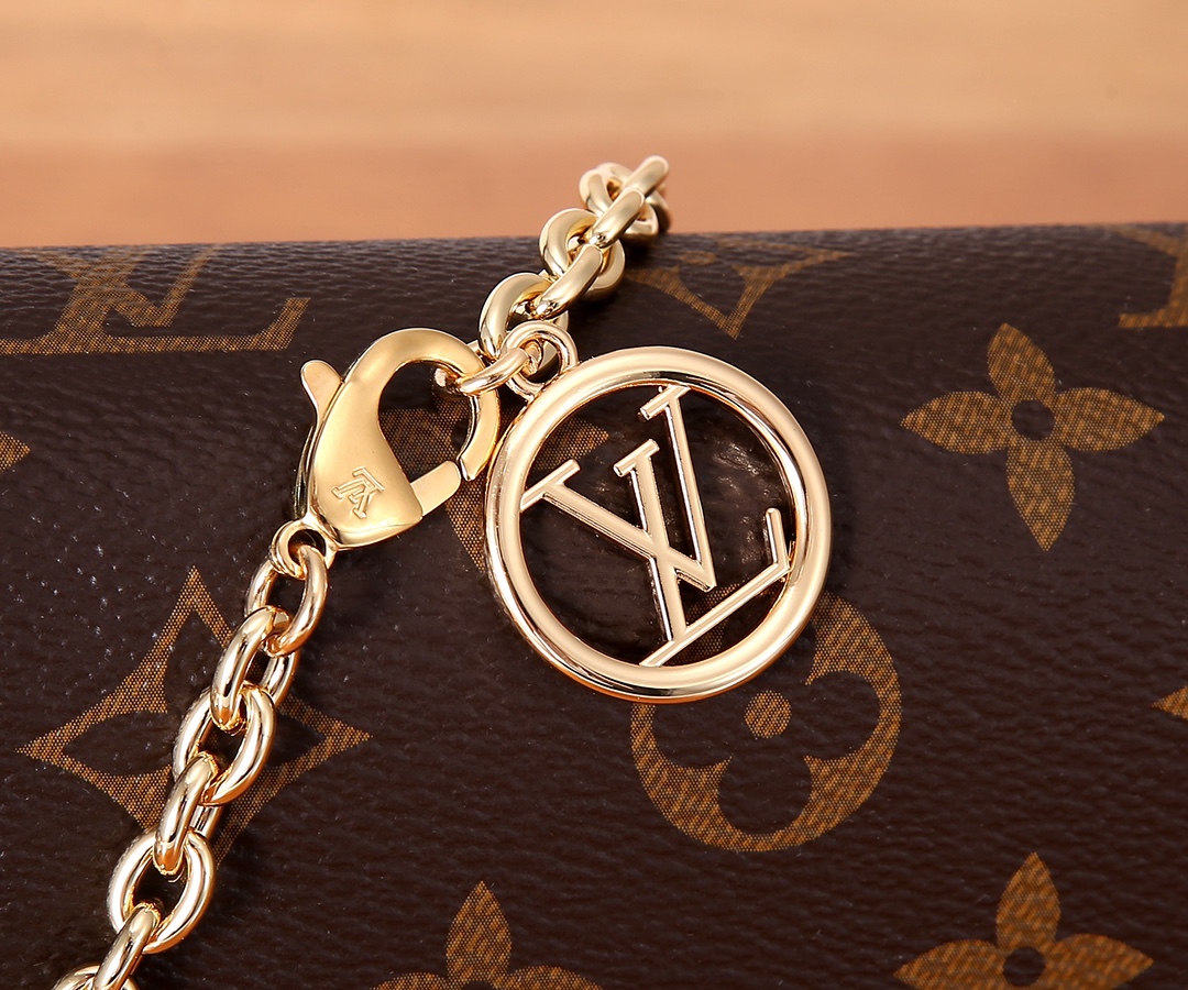 Wallet On Chain Lily Monogram M82509