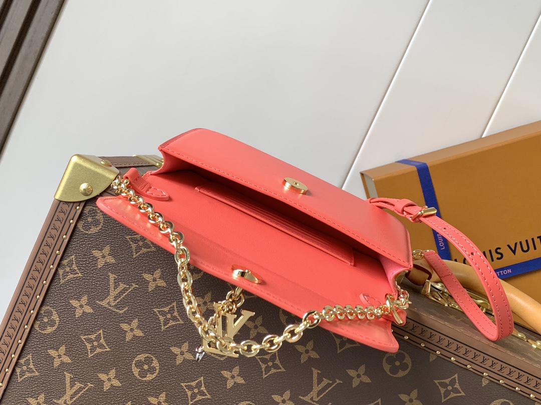 Wallet On Chain Lv Bloom Sweet Coral Calfskin Leather M14548