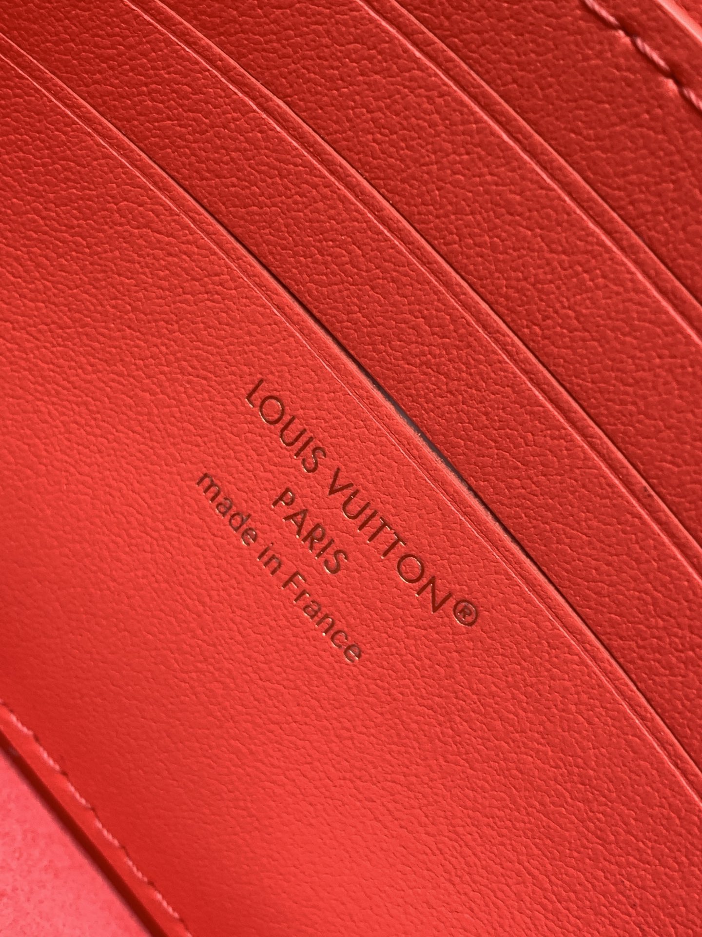 Wallet On Chain Lv Bloom Sweet Coral Calfskin Leather M14548